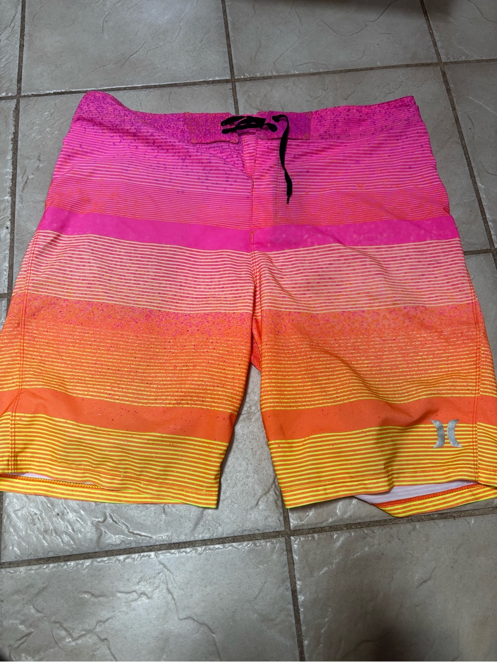 Hurley Men’s Pink Orange Yellow Gradient Boardshorts Sz 34